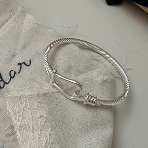 925 Sterling Silver Horseshoe Buckle Twisted Cable Bangle For Women Electroplated U-Shaped Hook Bangle Minimalist Hand Jewelry