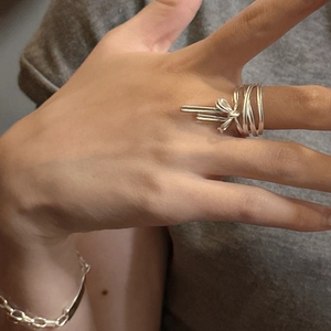 S925 Sterling Silber Mehrschichtiger Bogenring und passendes Kettenarmband Set für Damen