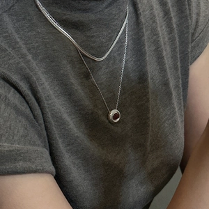Minimalist S925 silver double layer snake chain necklace with red garnet pendant