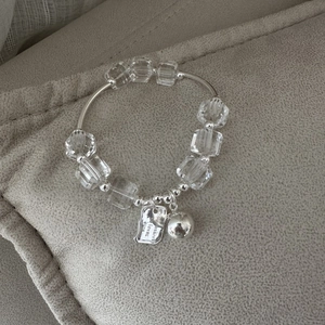 Minimalist S925 silver beaded bracelet with clear crystals and engraved pendant