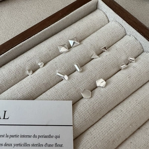 Minimalistische 925 Sterlingsilber Geometrische Ohrstecker Kleine Dreieck Stab Quadrat Ohrringe Für Damen Pendler Schmuck
