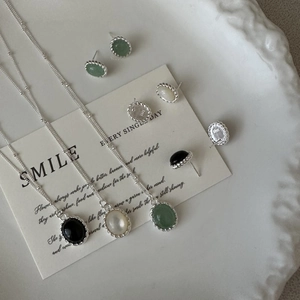 S925 Sterling Silber Halskette und Ohrring Set mit Naturschale und Vintage-Texturen