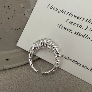 Minimalist S925 sterling silver multi-layered twisted open ring on white card