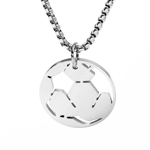 Pendentif ballon de football évidé sur chaîne en acier inoxydable pour hommes et femmes