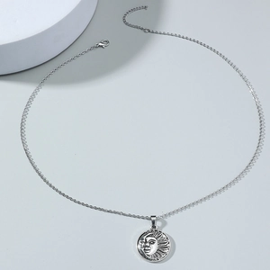 Vintage Alloy Sun Moon Face Pendant Necklace Electroplated Bohemian Celestial Style Jewelry Accessory For Men Women