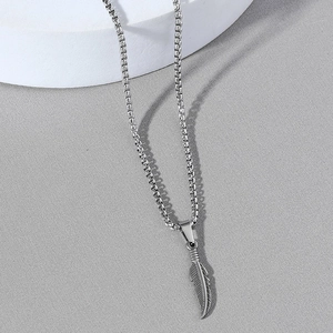 Stainless Steel Feather Pendant Necklace For Men Hip Hop Style Retro Box Chain Personalized Fashion Jewelry Gift