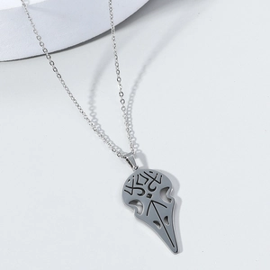 Collier Crâne d'Oiseau en Acier Inoxydable Gothique pour Hommes Femmes Pendentif Tête de Corbeau Creux Bijoux Punk Tendance Cadeau