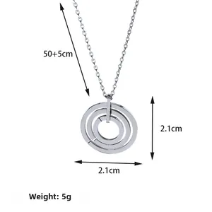 Detail view of triple ring pendant necklace with dimensions 2.1cm and 50+5cm chain length