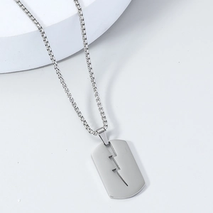 Collana Con Pendente Militare a Fulmine Traforato In Acciaio Inossidabile Per Uomo Gioielli Hip Hop Streetwear Minimalista