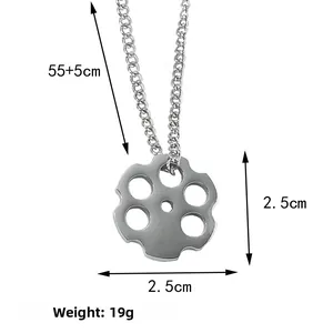 Détails du pendentif barillet de revolver avec chaîne 55+5cm et poids de 19g argent
