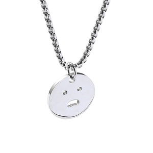 Collier hip hop en acier titane poli argent avec pendentif rond visage triste évidé