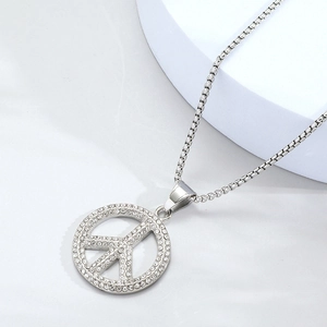 Hip Hop Peace Sign Pendant Necklace Alloy Rhinestone Inlaid Box Chain Streetwear Jewelry For Men Women Fashion Gift