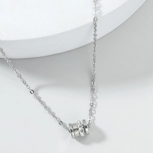 Fashion Elegant Alloy Rhinestone Roman Numeral Pendant Necklace Silver Geometric Small Waist Clavicle Chain Jewelry For Women