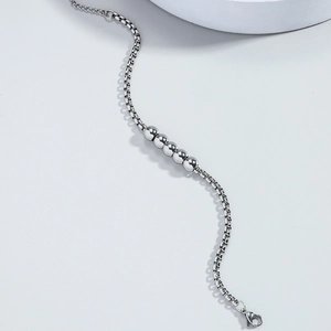 Collier minimaliste en acier inoxydable argenté avec cinq perles rondes pour hommes