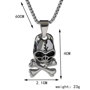 Detailed size specifications for punk skull crossbones necklace with 60cm square chain