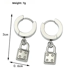Detail view of silver padlock earring with weight and size measurements in centimeters