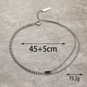 Collier double couche en acier inoxydable avec pendentif rectangulaire noir chic
