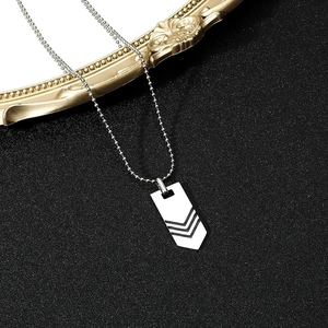 Hip hop silver arrow pendant necklace with chevron engraving on a bead chain