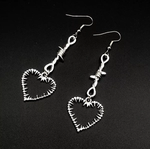 Boucles d'oreilles cœur barbelé argent style punk Y2K avec chaîne gothique et crochet