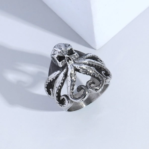 Vintage octopus skull ring with oxidized tentacles for men in gothic punk style