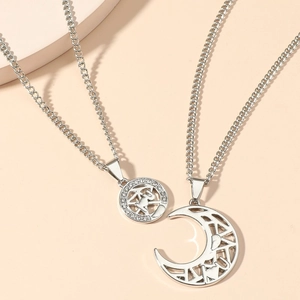 Collana con Ciondolo Sole Luna Cuore in Acciaio al Titanio per Coppie I Love You Traforata con Strass