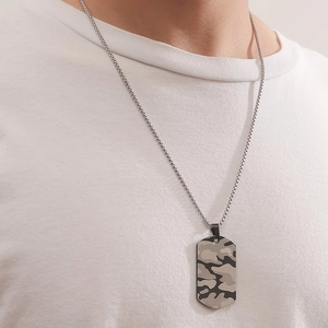 Mens vintage army dog tag necklace with camouflage pendant and steel link chain