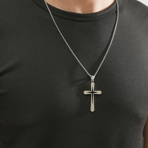 Collier avec pendentif croix en argent pour hommes et femmes sur une chaîne vénitienne