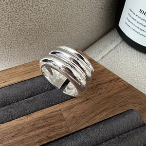 Bague multicouche ondulée en argent sterling S925 avec bande large et fini poli