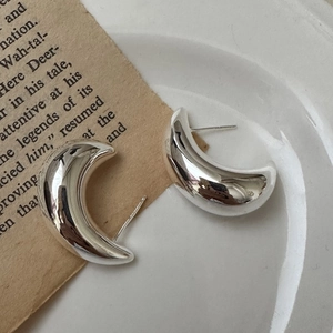 S925 Sterling Silver Crescent Moon Stud Earrings For Women Niche Design Minimalist Vintage Polished Silver Earrings Daily Jewelry