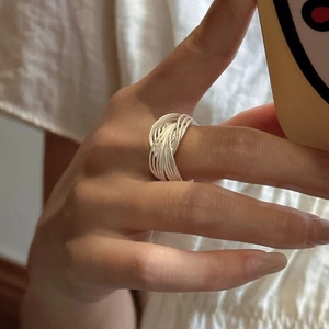 Bague multicouche en argent sterling S925 avec design tissé vague et lignes minimalistes
