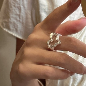 Minimalist S925 sterling silver heart ring with irregular liquid metal lava texture