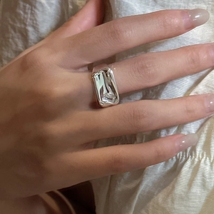Minimalist S925 silver square zircon ring featuring a rectangular crystal on a wide band