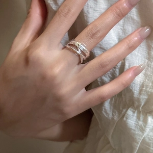 S925 sterling silver multi-layer crossed ring with hammered vintage texture design
