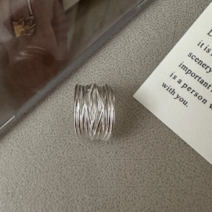 Minimalist S925 sterling silver ring featuring a multi-layer interlaced wire design