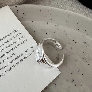 Minimalist S925 sterling silver open ring with irregular liquid lava texture design