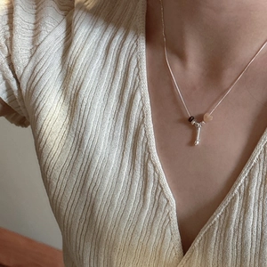 S925 sterling silver necklace with natural stone heart pendant and silver bar detail