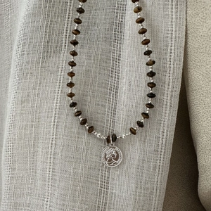 Retro S925 Silver Tiger Eye Beaded Coin Pendant Necklace Vintage Portrait Clavicle Chain For Women Fashion Jewelry Gift