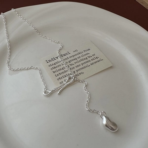 Minimalist S925 sterling silver Y-shaped necklace with irregular matte drop pendant