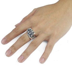 Vintage gothic fist skeleton open ring in distressed silver finish for punk bikers