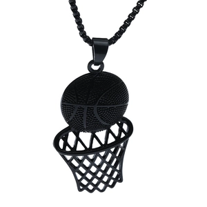 Collier hip hop avec pendentif panier de basket noir et chaîne à perles carrées