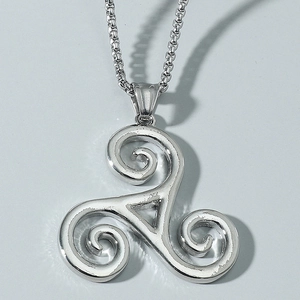 Celtic Triskele Triskelion Pendant Necklace Alloy Electroplated Box Chain Vintage Viking Symbol Jewelry For Men Women