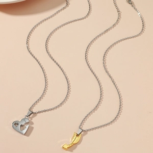 Colliers avec pendentif flèche et cœur pour couples avec gravure Love en argent et or