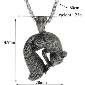 Detailed size chart showing fox pendant 47x28mm dimensions and 60cm necklace chain
