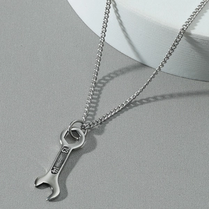 Vintage Stainless Steel Wrench Pendant Necklace For Men Industrial Style Hip Hop Jewelry Engraved Wrench Tool Necklace Gift