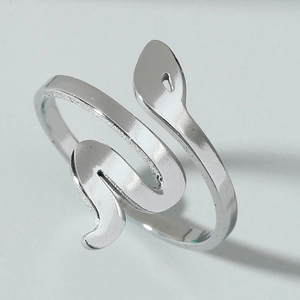 Anello aperto a forma di serpente in acciaio inossidabile lucido, design minimalista