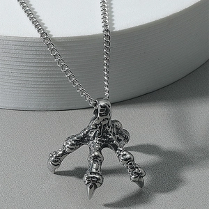 Retro Punk Dragon Claw Pendant Necklace For Men Domineering Gothic Stainless Steel Chain Alloy Biomorphic Jewelry Gift