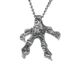 Retro punk dragon claw pendant necklace in silver finish with gothic steel chain for men