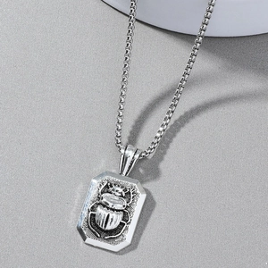 Punk Vintage Titanium Steel Bee Beetle Pendant Necklace Hip Hop Men Women Retro Animal Jewelry Industrial Style Scarab Necklace