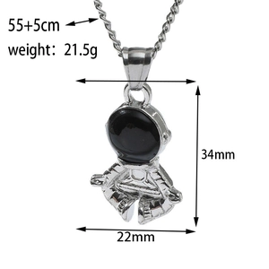 Detailed size chart of a polished silver astronaut pendant with weight and dimensions