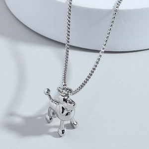 Collana con ciondolo barboncino 3D in argento e catena veneziana per uno stile carino
